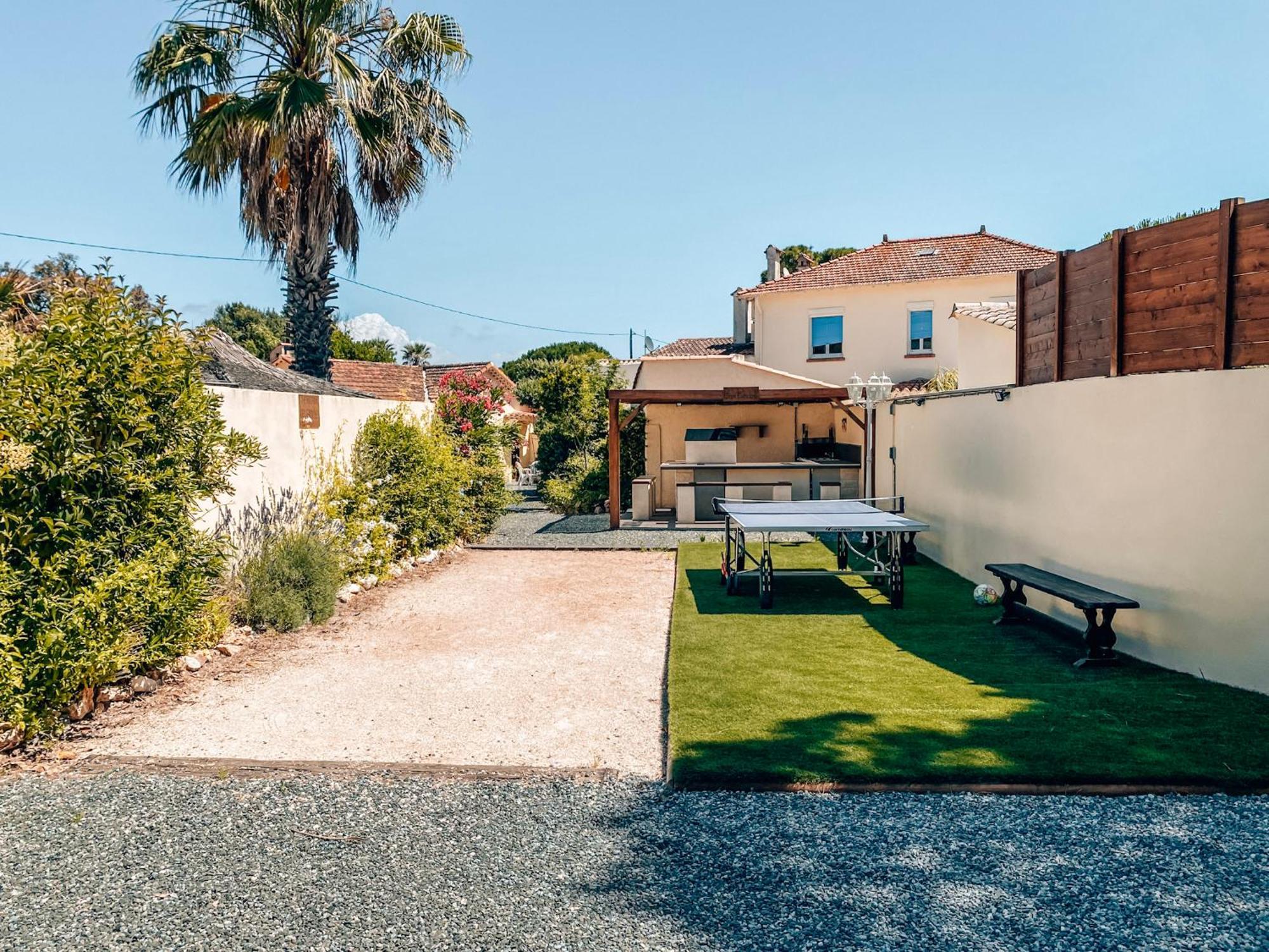 Reve D'Azur, Mazet En Bord De Mer, Parking, Piscine Partagee, Terrasse Bbq & Draps Inclus La Nartelle, 1 Salon, 1 Chambre, 1 Cuisine , 1 Sdb Sainte-Maxime Exterior photo